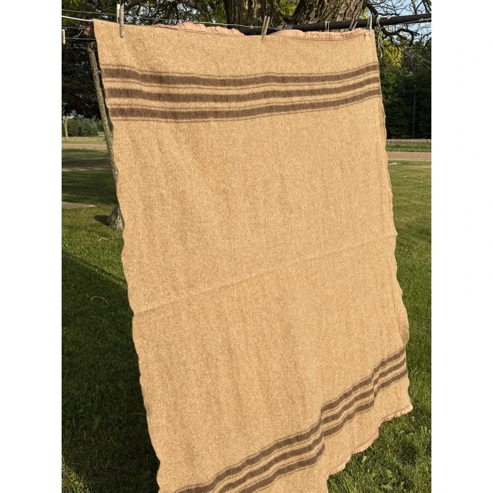 Vintage 1930 - 40's 75% Camel Hair And Wool Blanket Military Style Authentic